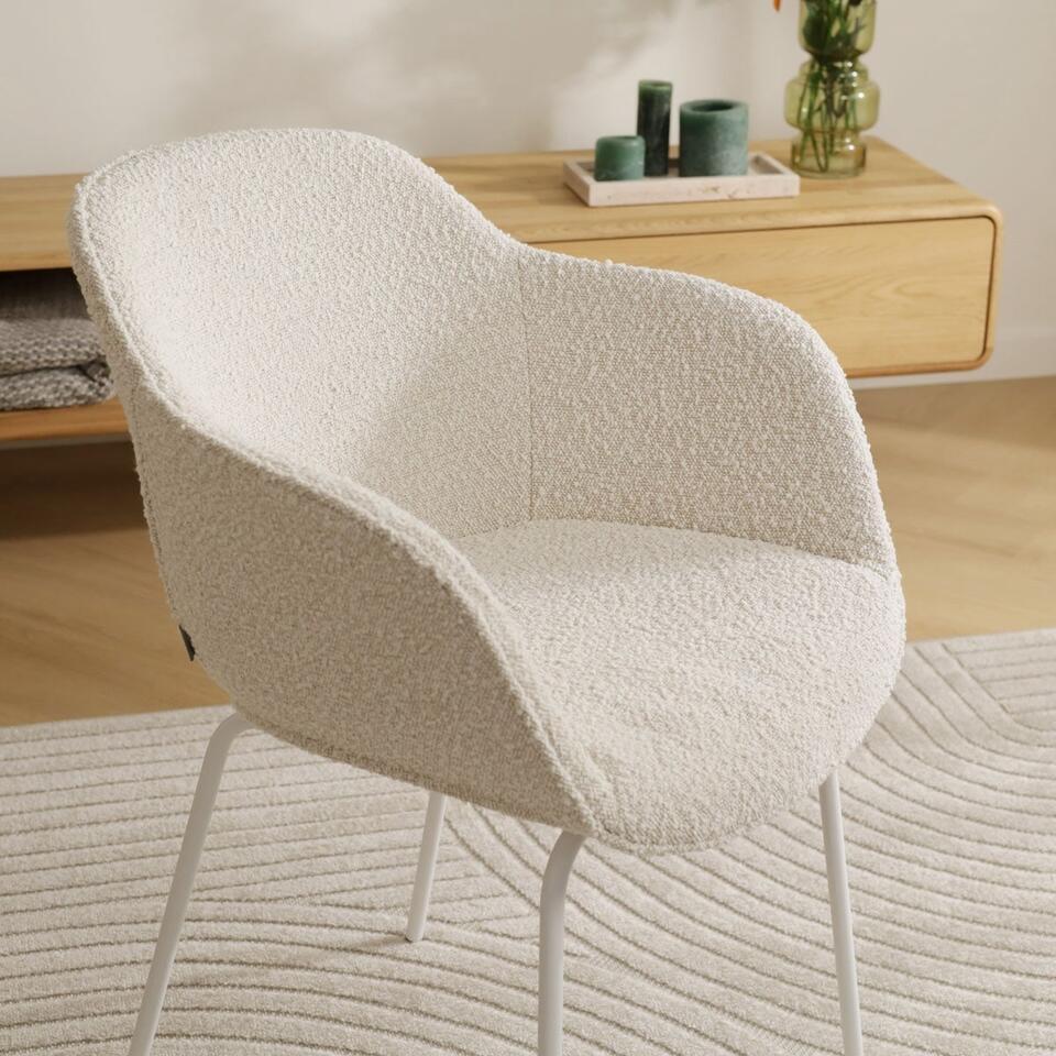  Nolon Nora-Mare Eetkamerstoel Bouclé Beige - Armleuning - Witte Poten